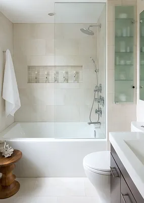 Фото: Как визуально увеличить пространство в маленькой ванной комнате