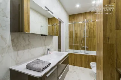 Интерьер стандартной ванной комнаты: 4K изображение