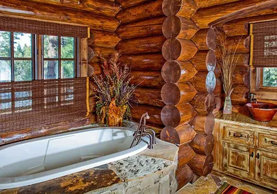 Фотографии: уютная ванная комната в деревянном доме