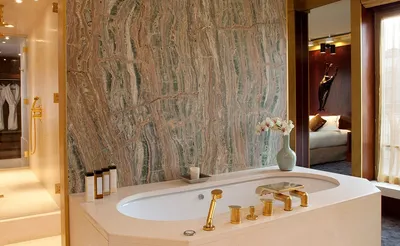 Фото: идеи для интерьера ванной комнаты в экономичном стиле