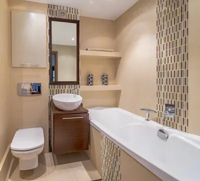 Фотография интерьера совмещенной ванной комнаты в 4K разрешении