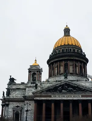 Фотография Исаакиевского собора зимой: Магия заснеженного города