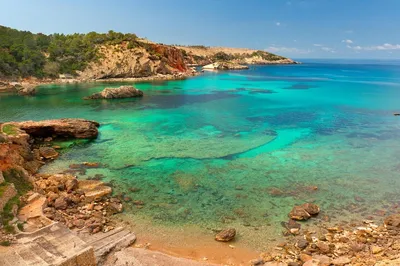 Испанские пляжи: фотографии высокого качества для вашего проекта