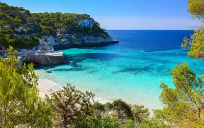 Фотографии пляжей Испании в 4K разрешении на 2024 год
