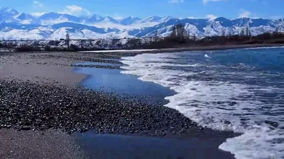 Изображения Зимы в Иссык-Куле: Скачивайте Фото в WebP