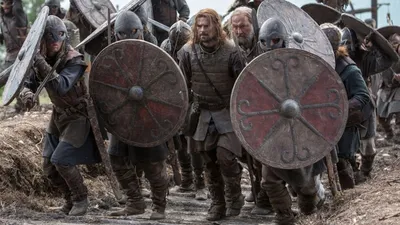 Стремительные вдохновения с севера: фото из фильма, описывающие могучий мир викингов