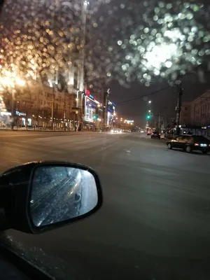 Зимнее Отражение: Фотка в зеркале машины