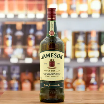 Фото с инфографикой о процессе производства Jameson виски