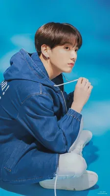 Фотка Jung Kook с эффектом замерзшего кадра