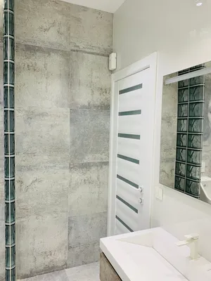 Как создать стильный и функциональный интерьер ванной комнаты с помощью кафельной отделки: фото идеи