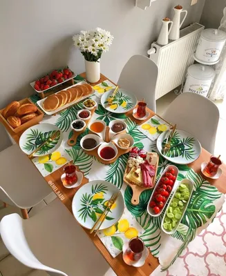 Как создать романтическую сервировку праздничного стола? Фото идеи