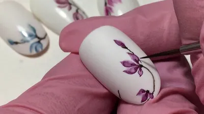 Уникальный ногтевой дизайн с розами: фотография png