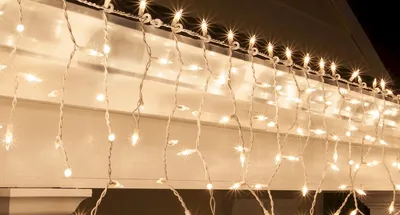 Гирлянды на шторах: фотоинструкция по созданию уютного декора