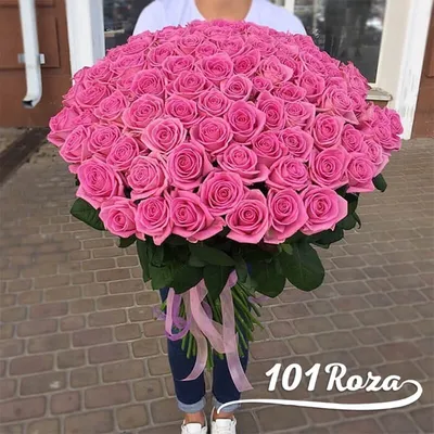 Великолепная фотография букета из 101 розы