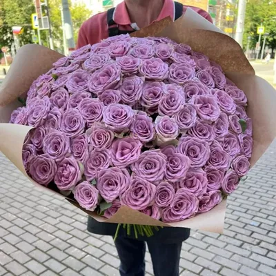 Изысканная фотография букета из 101 розы