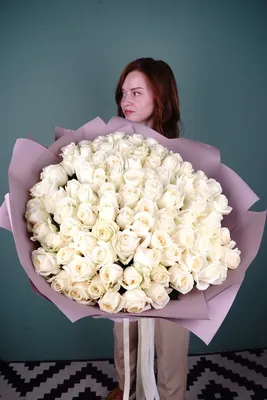 Шикарное изображение уникального букета из 101 розы