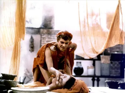 Фото Калигула фильма: выберите размер и формат для скачивания