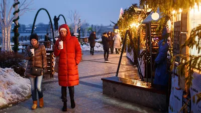 Фото Калининграда в новогодний вечер: выбирай формат изображения.