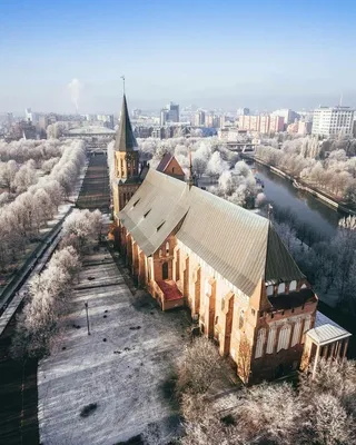 Фотографии Калининграда зимой: Заснеженные улицы и здания