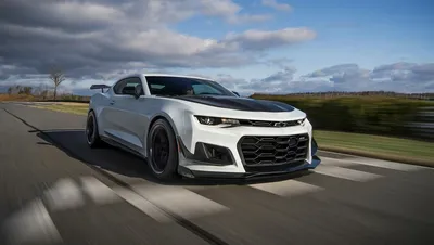 Блестящее изображение Chevrolet Camaro: размер и формат по вашему выбору