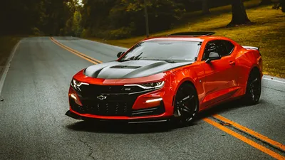 Фотографии спортивного Chevrolet Camaro: выберите формат скачивания