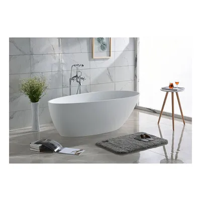 Фото каменной ванны для Instagram