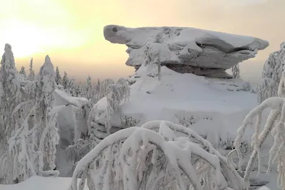 Каменный город под белым покрывалом: фотографии в разных форматах