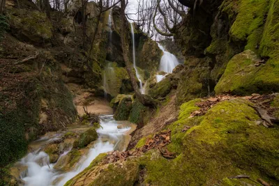 Волшебство природы: фотографии Камышлинского водопада во всей красе