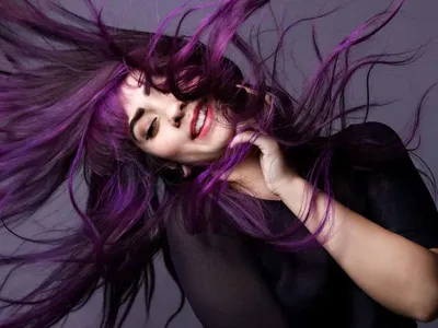 Фиолетовые волосы: фотографии, воплощающие креативный подход к красоте