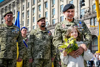 Арт-фото Дня незалежності України в Full HD разрешении