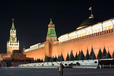 Исследуйте красоту Кремля и Красной площади на фотографиях