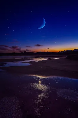 Фотографии ночного пейзажа с луной и звездами