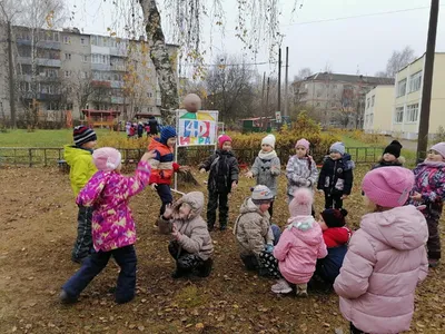 Весна в детском фотоальбоме: нежные моменты