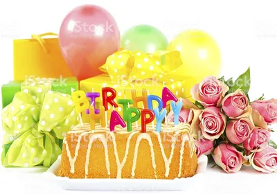 Волшебные фото с Днем Рождения: торт и шарики создают атмосферу сказки