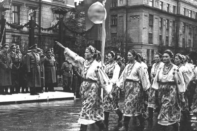 Фотографии праздничных декораций в День Победы