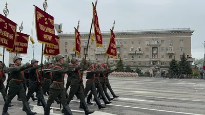 Надеюсь, эти заголовки помогут вам создать интересную страницу с фотографиями в честь Дня Победы!