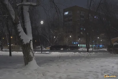 Фото зимнего вечера в городе - выберите формат и скачайте в HD качестве