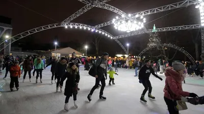 Панорамные виды гор и каток на поклонной горе (фото)