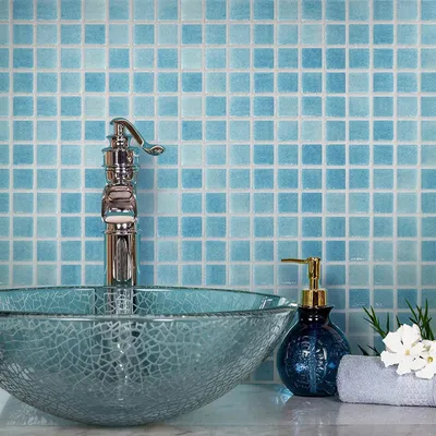 Керамическая мозаика для ванной: гармония цветов и текстур в вашем интерьере
