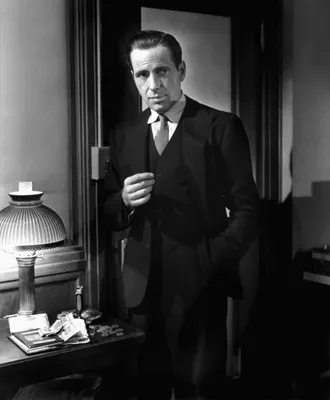 Изображение Хамфри Богарта: портрет легендарного актера