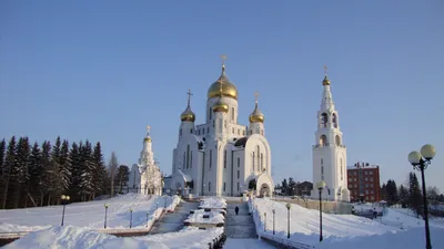 Морозная атмосфера: Ханты-Мансийск зимой в формате PNG
