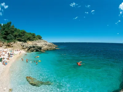 Фото пляжей Хорватии: место, где можно расслабиться и насладиться красотой