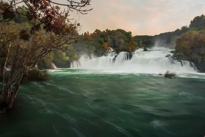 Фотоэкскурсия по водопадам Хорватии: Потрясающие пейзажи