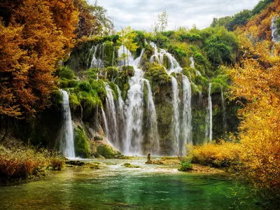 Удивительные фотографии водопадов Хорватии: скачайте бесплатно в HD качестве!