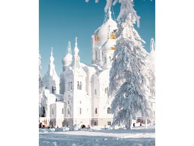 Храм зимой: Фотоискусство в формате JPG для вас