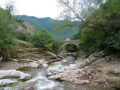 Фотк Хучнинского водопада, чтобы вдохновиться природой