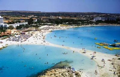 Новые фото пляжа Нисси Бич на Кипре