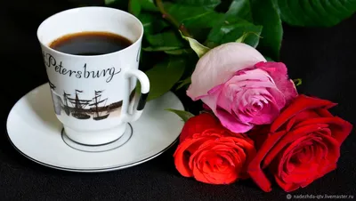 Умиротворяющие фото с кофе и розами