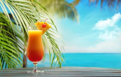 Фотографии коктейлей на пляже: воплощение летней атмосферы