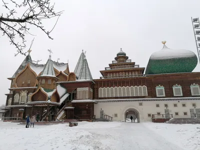 Зимняя атмосфера величественного Коломенского: скачайте красивые изображения
